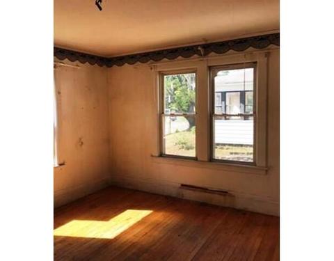 157 West St, Ware, MA 01082 photo 8