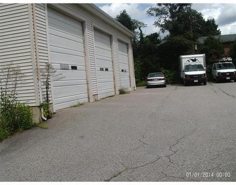 61 Vale St, Worcester, MA 01604 photo 9