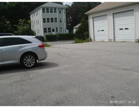 61 Vale St, Worcester, MA 01604 photo 6