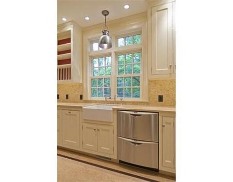 145 Sargent Rd, Brookline, MA 02445 photo 9