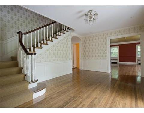 145 Sargent Rd, Brookline, MA 02445 photo 3