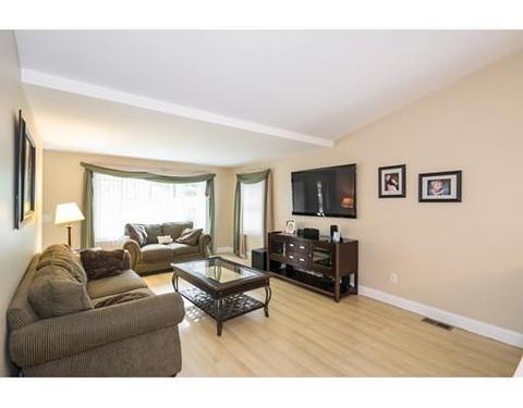 42 Embassy Rd, Springfield, MA 01119 photo 9
