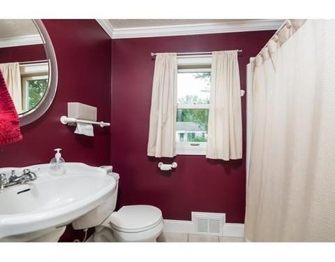 42 Embassy Rd, Springfield, MA 01119 photo 17