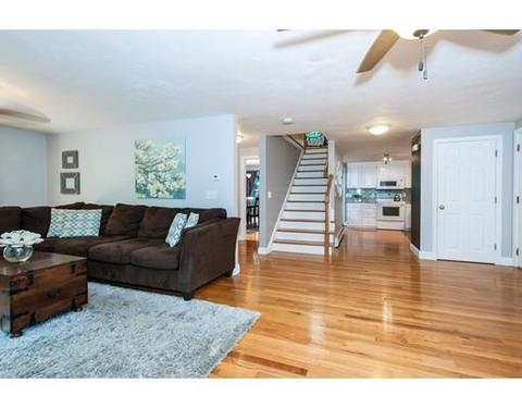 148 Chestnut St, Upton, MA 01568 photo 4
