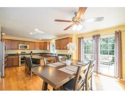 124 Donbray Rd, Springfield, MA 01119 photo 11