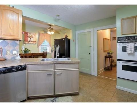 190 Middlesex St, Springfield, MA 01109 photo 7