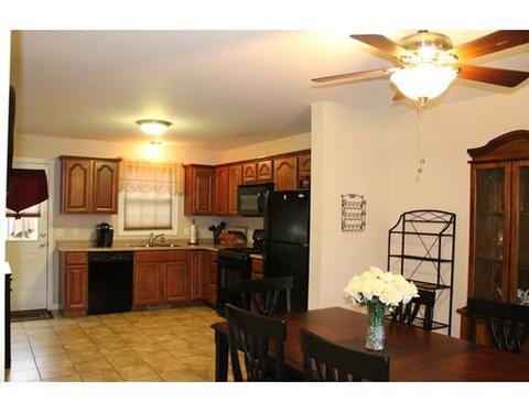 100 Temby St, Springfield, MA 01119 photo 10