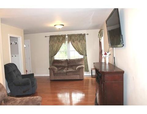 100 Temby St, Springfield, MA 01119 photo 7