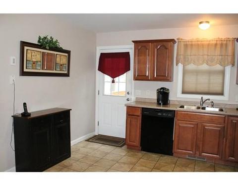 100 Temby St, Springfield, MA 01119 photo 12