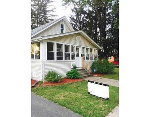 108 Athol St, Springfield, MA 01107 photo 1