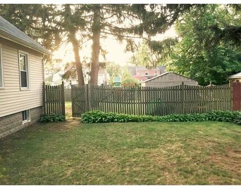 108 Athol St, Springfield, MA 01107 photo 3