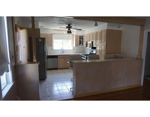 73 Osborn St, Fall River, MA 02724 photo 5