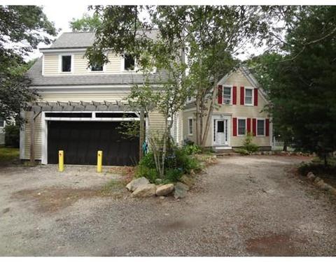 7 Saint Joseph St, Hyannis, MA 02601 photo 1