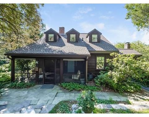 5 Overlook Ave, Gloucester, MA 01930 photo 1