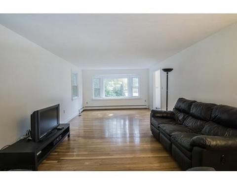 8 Danforth Cir, Andover, MA 01810 photo 4