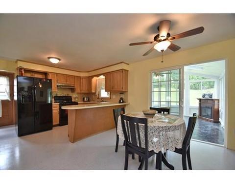 12 Hycrest Dr, Worcester, MA 01606 photo 7