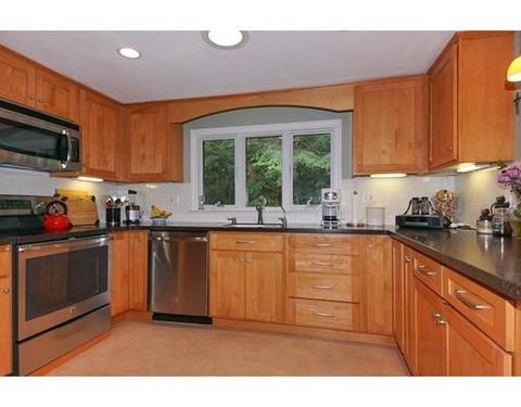 9 Pine Hill Rd, Maynard, MA 01754 photo 14
