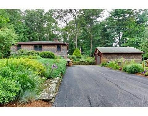 9 Pine Hill Rd, Maynard, MA 01754 photo 2