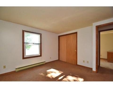 139 Lake St, Webster, MA 01570 photo 8