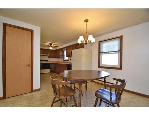 139 Lake St, Webster, MA 01570 photo 4