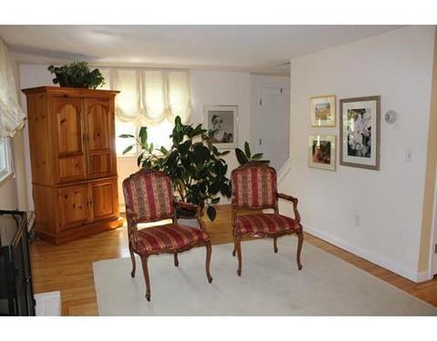 16 Somerset Rd, Mashpee, MA 02649 photo 4
