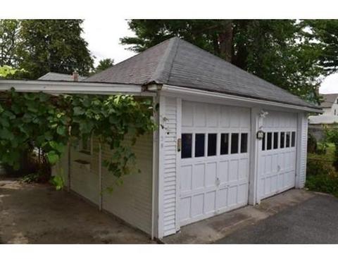 36 Bither St, Springfield, MA 01118 photo 2