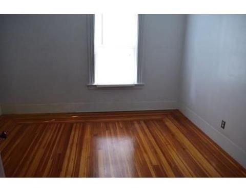 36 Bither St, Springfield, MA 01118 photo 10