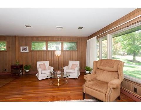 3 Greenbriar Rd, Canton, MA 02021 photo 4