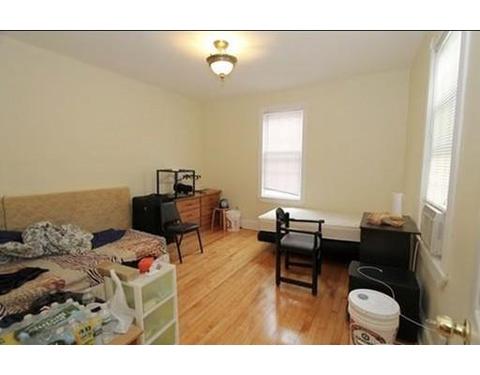 8 Crown, Worcester, MA 01609 photo 6