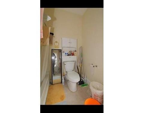 8 Crown, Worcester, MA 01609 photo 11