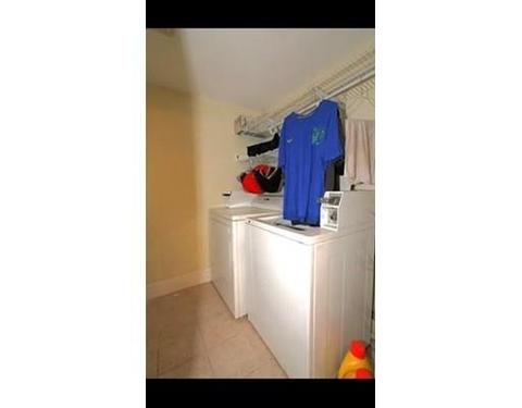 8 Crown, Worcester, MA 01609 photo 12
