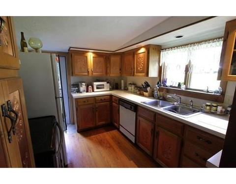 12 Nelson St, Upton, MA 01568 photo 9