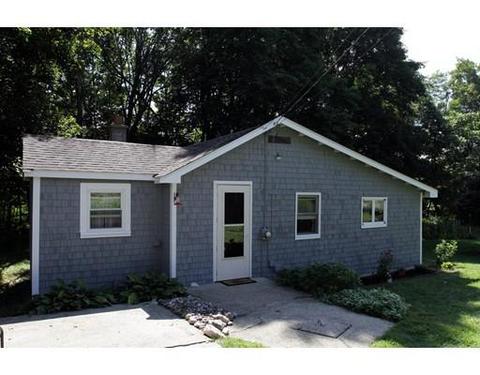 12 Nelson St, Upton, MA 01568 photo 2