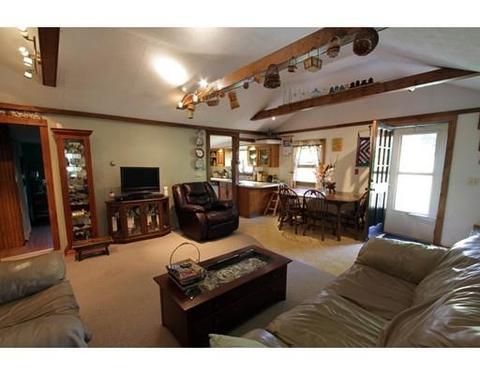 12 Nelson St, Upton, MA 01568 photo 6