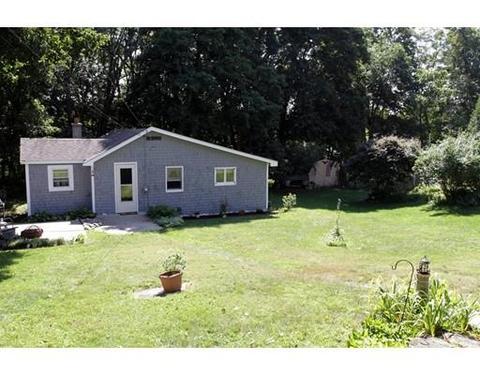 12 Nelson St, Upton, MA 01568 photo 3
