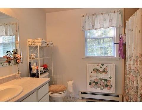 264 Hooppole Rd, Mashpee, MA 02649 photo 13