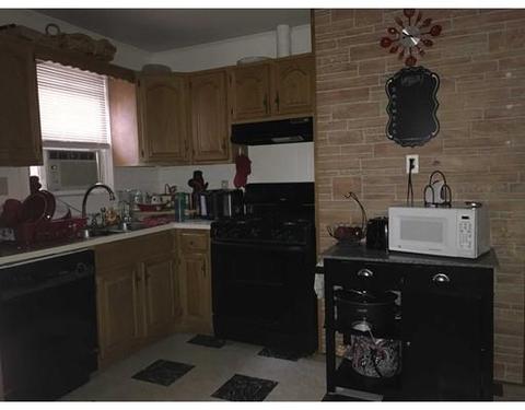 424 Dwelly St, Fall River, MA 02724 photo 4