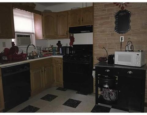 424 Dwelly St, Fall River, MA 02724 photo 3