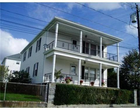 424 Dwelly St, Fall River, MA 02724 photo 1