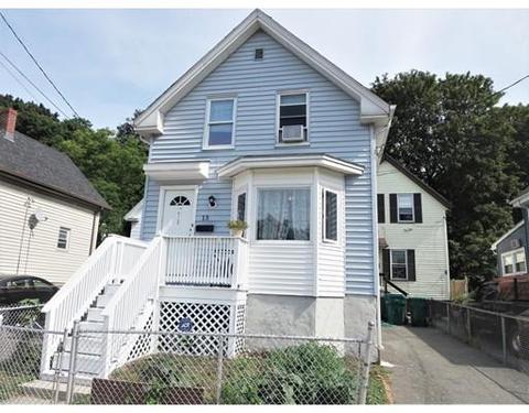 13 Marianna St, Lynn, MA 01902 photo 2