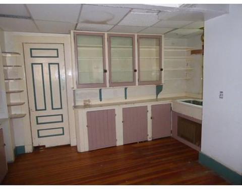47 Ridgewood Ter, Springfield, MA 01105 photo 11