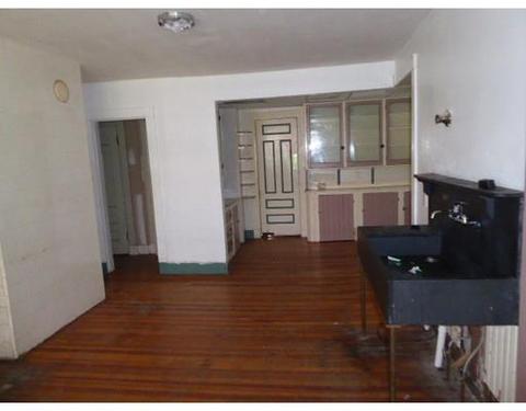 47 Ridgewood Ter, Springfield, MA 01105 photo 10