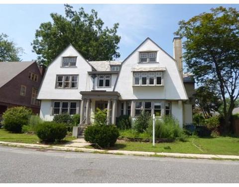 47 Ridgewood Ter, Springfield, MA 01105 photo 1