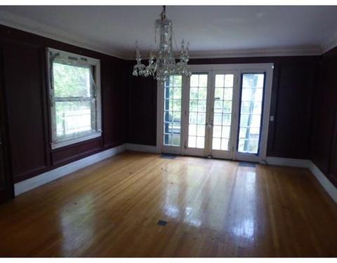 47 Ridgewood Ter, Springfield, MA 01105 photo 7