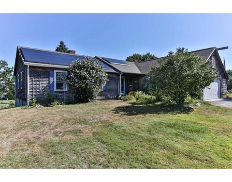 75 Deacon Ct, Barnstable, MA 02630 photo 2