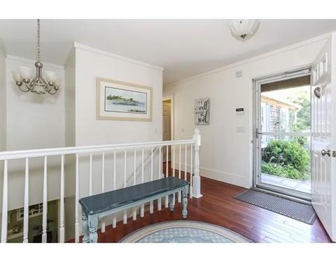 75 Deacon Ct, Barnstable, MA 02630 photo 8