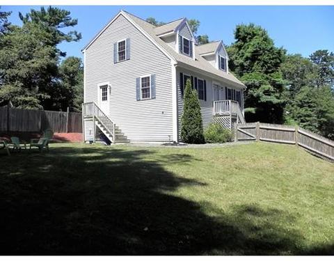 96 Standish Ave, East Wareham, MA 02538 photo 4