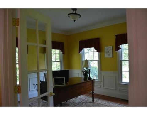 4 Freeman Pl, Mendon, MA 01756 photo 18