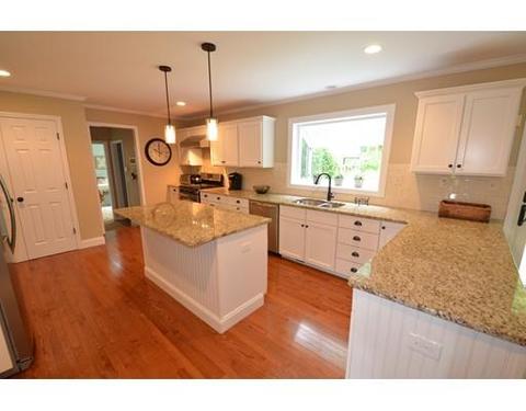 44 Dover Cir, Franklin, MA 02038 photo 3