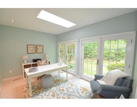 44 Dover Cir, Franklin, MA 02038 photo 12